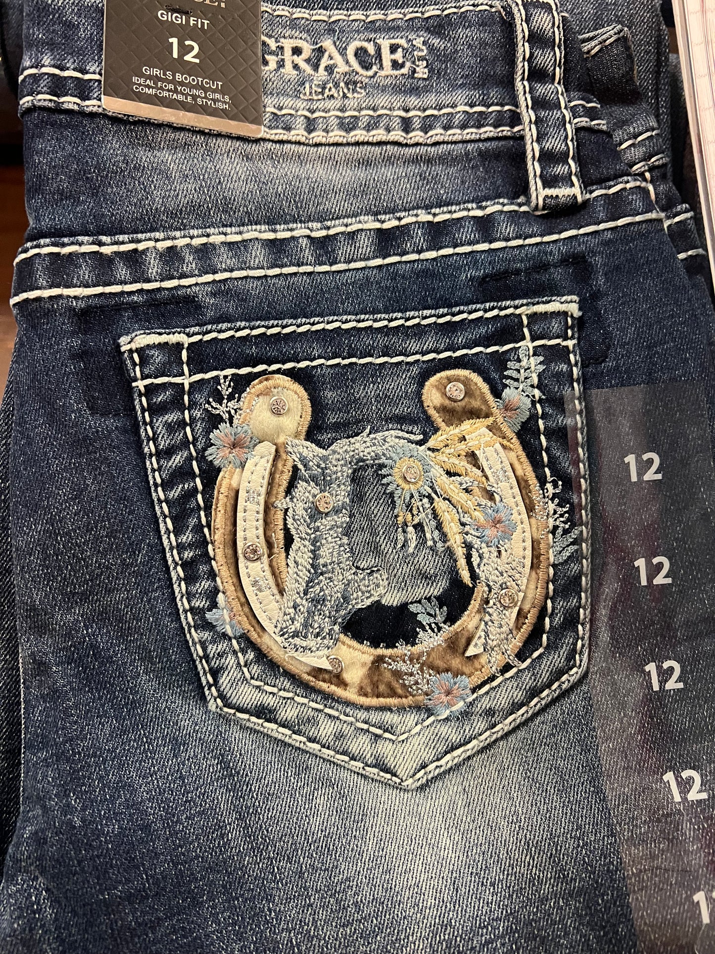 Grace In La - Horseshoe - Youth