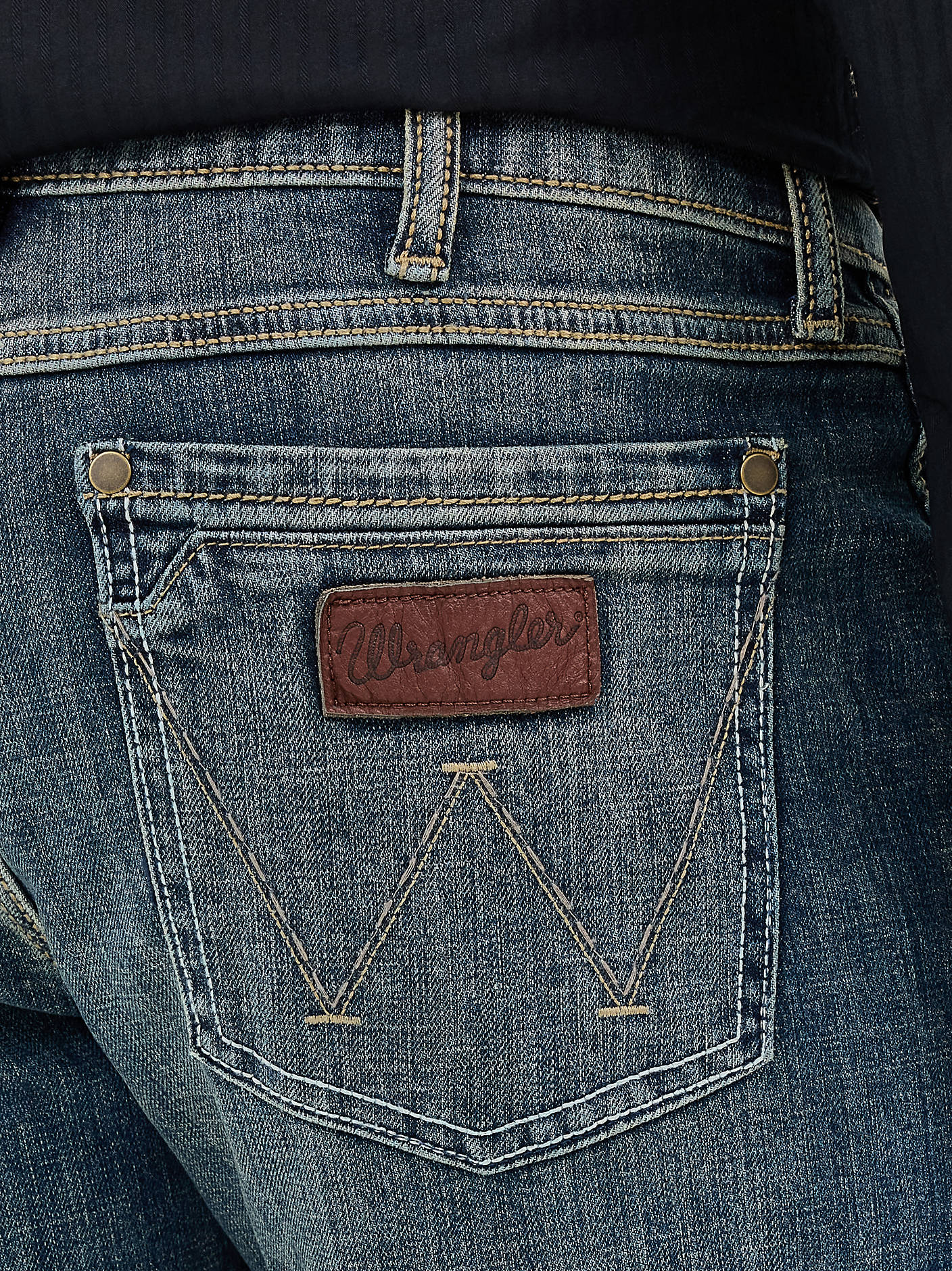 WRANGLER MENS RETRO SLIM BOOT JEANS Layton