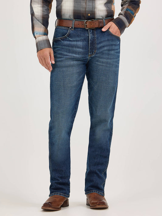 Men's Wrangler Retro Slim Fit Straight Leg Jeans
