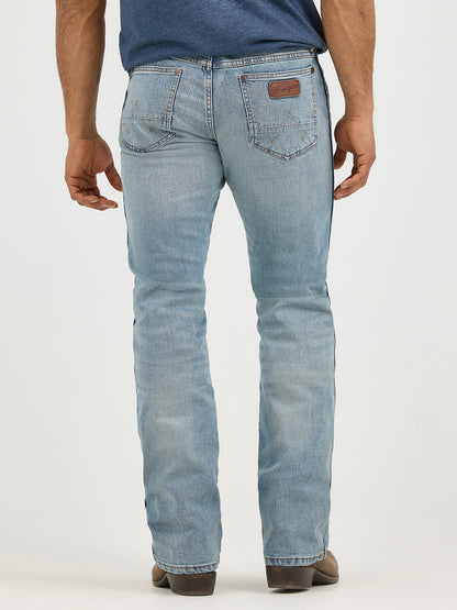 Wrangler's retro Slim Fit Bootcut Jean - Menn