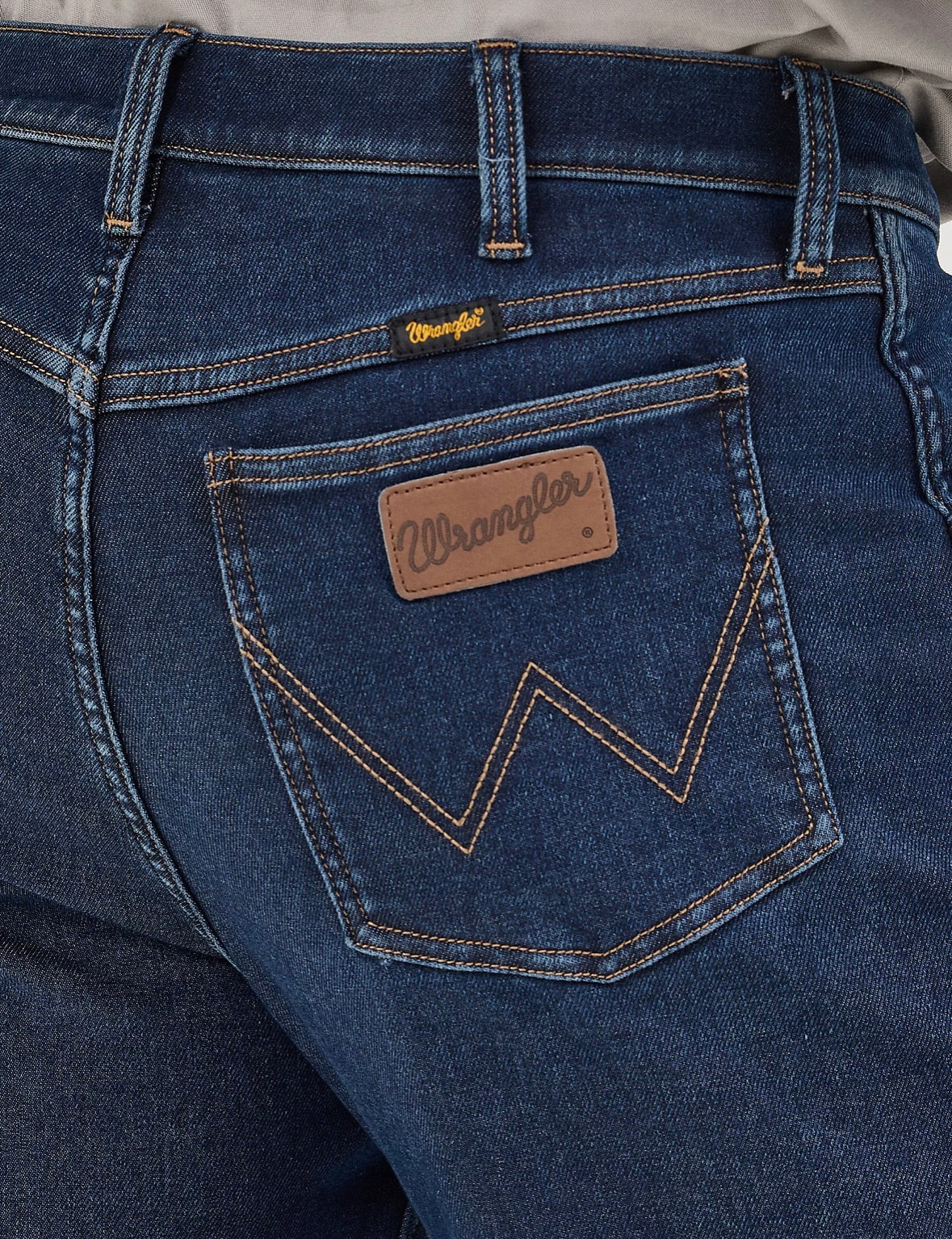 PREMIUM PERFORMANCE COWBOY CUT® NORMAL FIT ISOLERTE JEANS