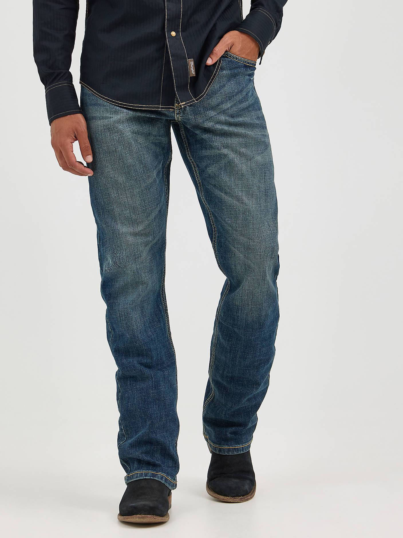 WRANGLER MENS RETRO SLIM BOOT JEANS Layton