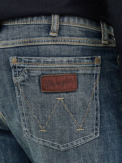WRANGLER MENS RETRO SLIM BOOT JEANS Layton